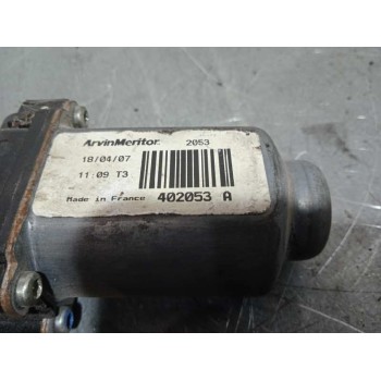 Recambio de elevalunas trasero izquierdo para nissan qashqai (j10) acenta referencia OEM IAM 402053A ELECTRICO 402053A 2 PINS