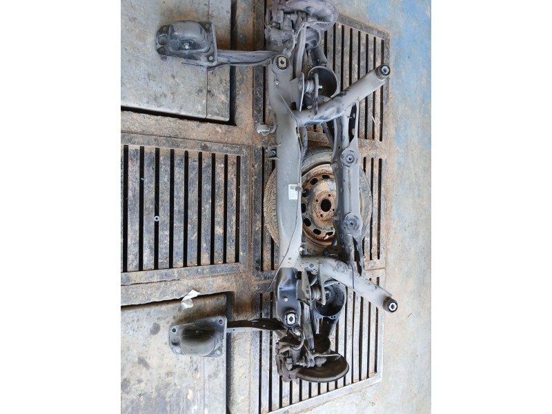 Recambio de puente trasero para seat leon st (5f8) x-perience 4drive referencia OEM IAM 5Q0501049BH 5q0505235J 