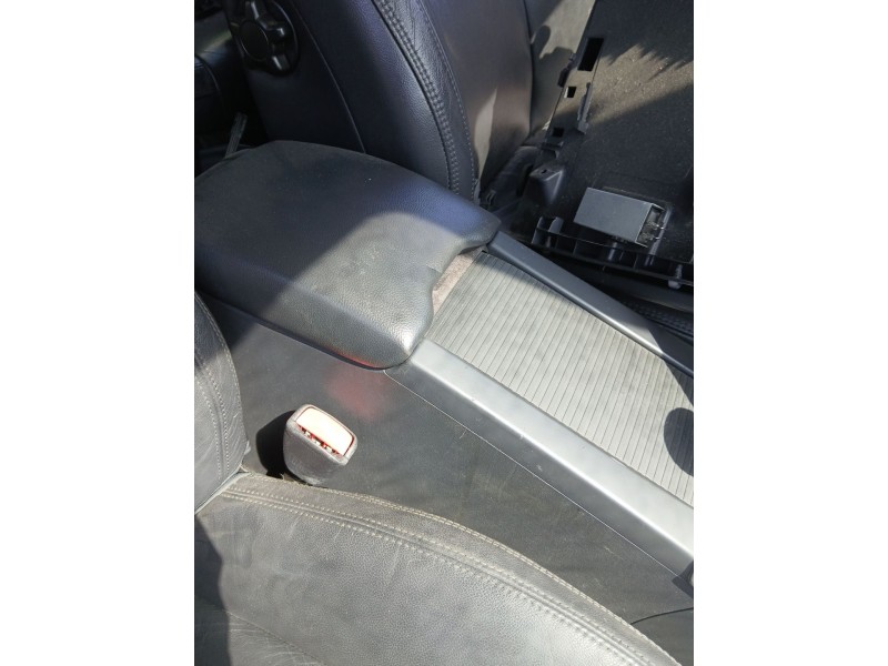 Recambio de apoyabrazos central para volvo xc60 i suv (156) d3 / d4 referencia OEM IAM   