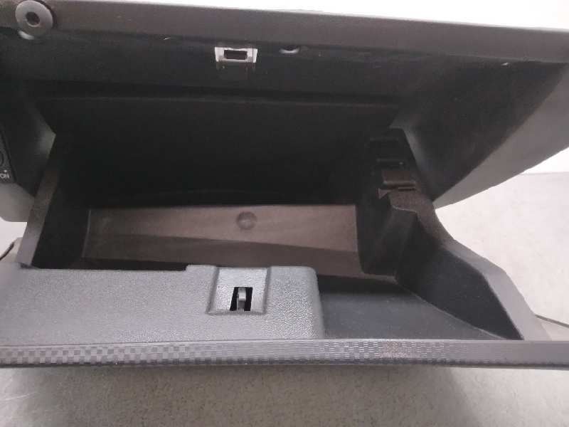 Recambio de guantera para seat altea (5p1) stylance / style referencia OEM IAM 5P1587095  
