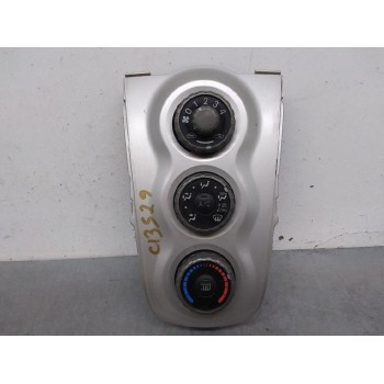 Recambio de mando climatizador para toyota yaris (ksp9/scp9/nlp9) básico referencia OEM IAM 554060D190  
