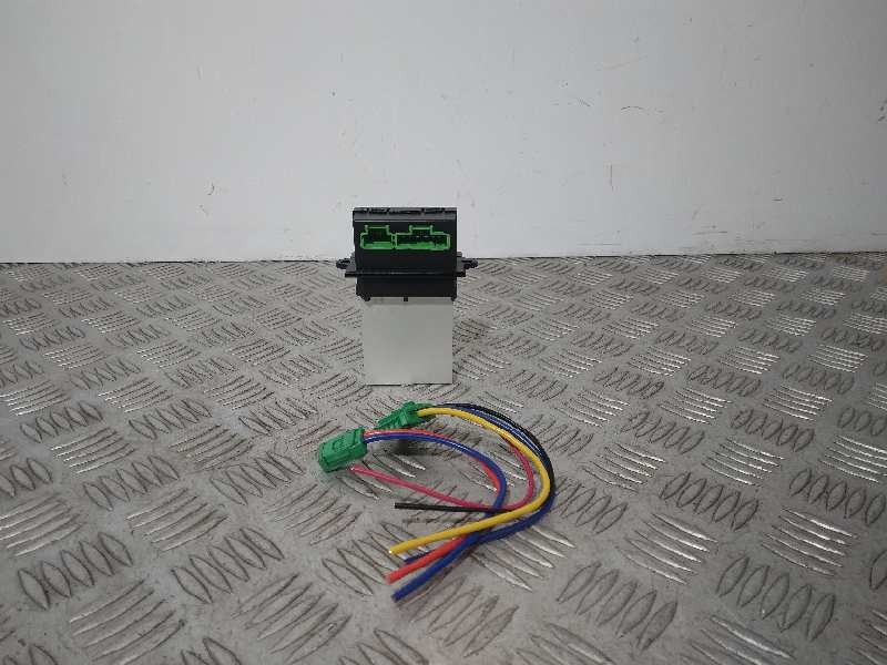 Recambio de resistencia calefaccion para renault megane ii berlina 3p referencia OEM IAM 7701207718 NUEVO 