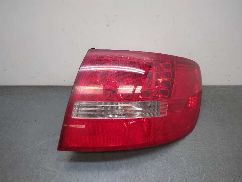 Recambio de piloto trasero derecho para audi a6 avant (4f2) 2.8 fsi referencia OEM IAM 89037056  