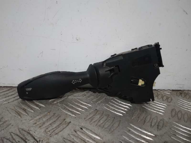 Recambio de mando luces para ford tourneo courier (c4a) titanium referencia OEM IAM 8A6T13335BC VOLANTE 