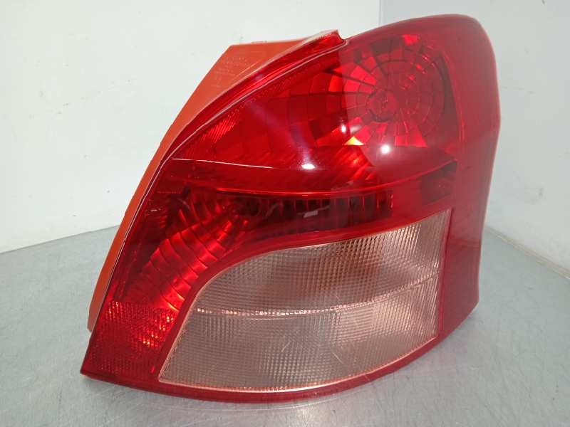 Recambio de piloto trasero derecho para toyota yaris (ksp9/scp9/nlp9) referencia OEM IAM  NUEVO CON PORTALAMPARAS