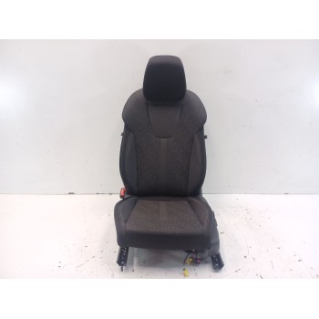 ASIENTO DELANTERO IZQUIERDO 