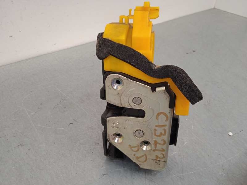 Recambio de cerradura puerta delantera derecha para hyundai i30 (gd) classic referencia OEM IAM 81320A6010  4 PINS