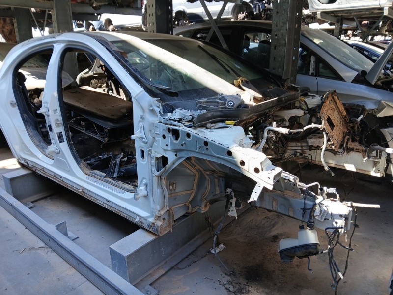 Recambio de carroceria para mercedes-benz clase a (w176) a 200 cdi / d (176.008) referencia OEM IAM   