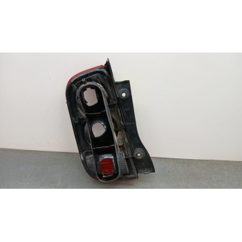 Recambio de piloto trasero derecho para nissan micra (k12e) acenta referencia OEM IAM 26550AX720  