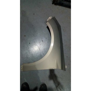 ALETA DELANTERA IZQUIERDA GRIS 