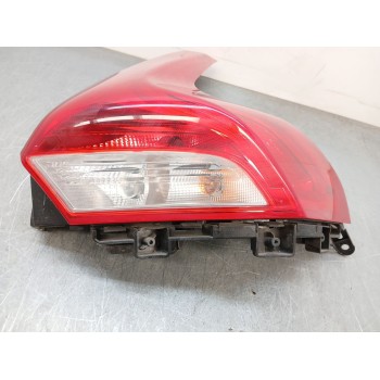 Recambio de piloto trasero derecho para volvo v40 hatchback (525) d2 referencia OEM IAM 31395845  
