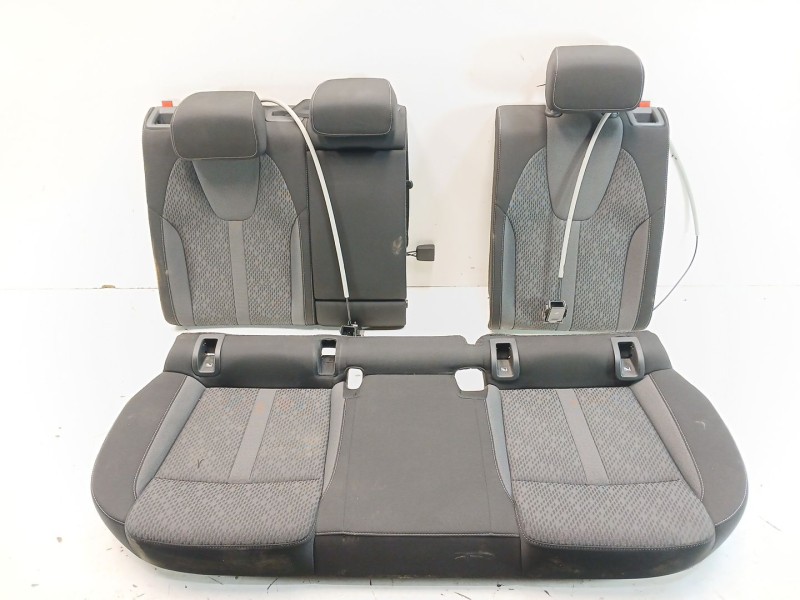 Recambio de asientos traseros para skoda octavia iv (nx3, nn3, pv3) 1.5 tsi referencia OEM IAM   