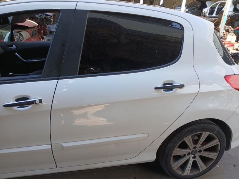 Recambio de puerta trasera izquierda para peugeot 308 i (4a_, 4c_) 1.6 hdi referencia OEM IAM 9006R7  