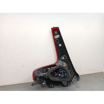 Recambio de piloto trasero derecho para volvo v40 hatchback (525) d2 referencia OEM IAM 31395845  