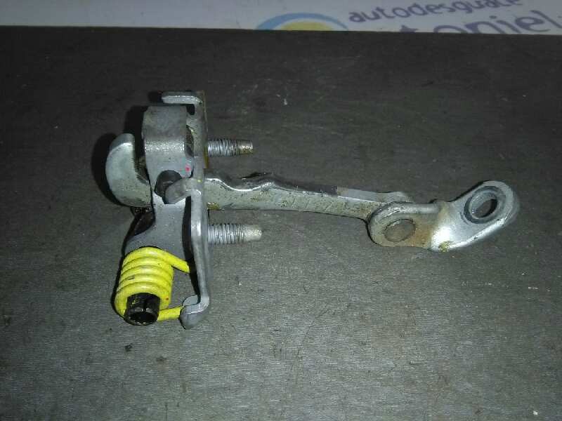 Recambio de retenedor puerta para peugeot 206 4-trg. xt referencia OEM IAM  DELANTERO DERECHO 5P