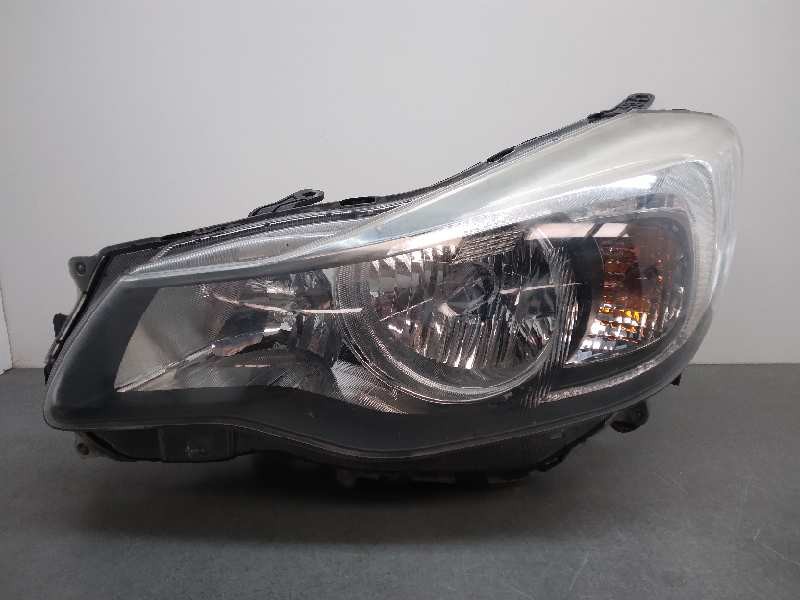 Recambio de faro izquierdo para subaru xv sport referencia OEM IAM P9934L XENON 