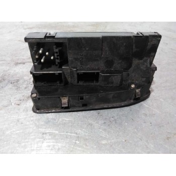 Recambio de mando elevalunas delantero izquierdo para bmw serie 5 berlina (e39) 525tds referencia OEM IAM 8368988  