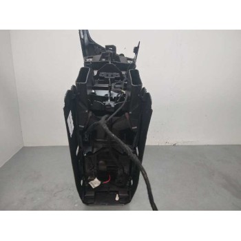 Recambio de apoyabrazos central para peugeot 5008 gt referencia OEM IAM 9810043677  