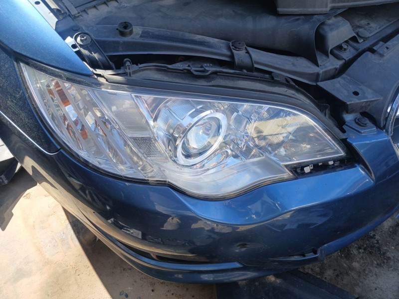 Recambio de faro derecho para subaru legacy v station wagon (br) 2.0 d awd referencia OEM IAM 10020954  