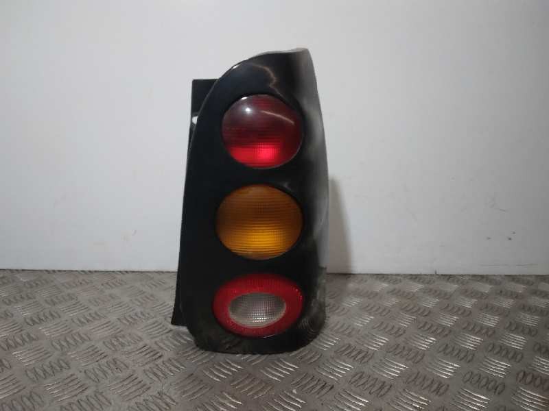 Recambio de piloto trasero derecho para smart micro compact car 0.6 referencia OEM IAM 253042R  