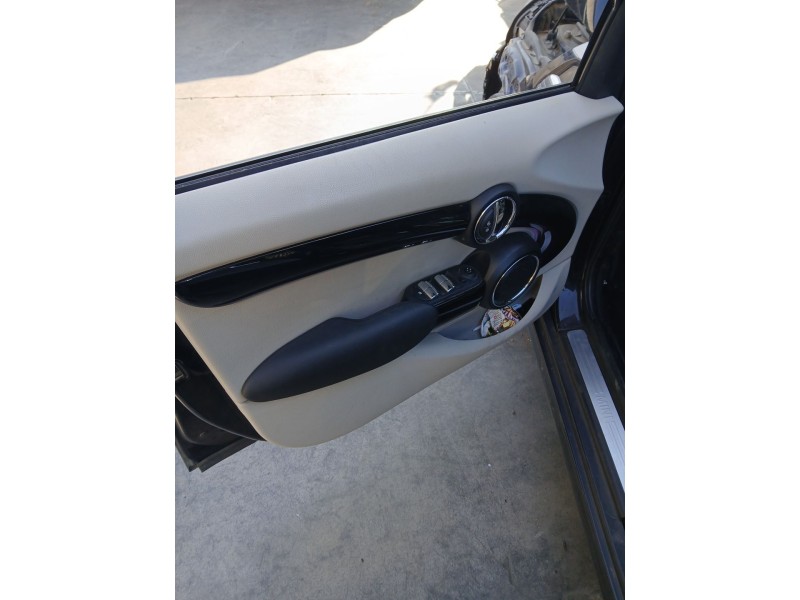 Recambio de guarnecido puerta delantera izquierda para mini mini (f56) cooper referencia OEM IAM   