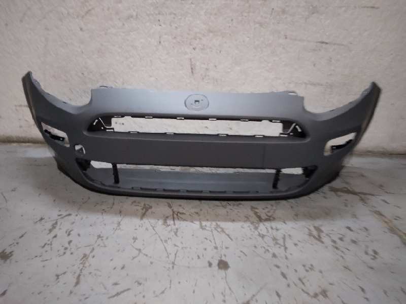 Recambio de paragolpes delantero para fiat punto (199) referencia OEM IAM 71777650 NUEVO 12-17
