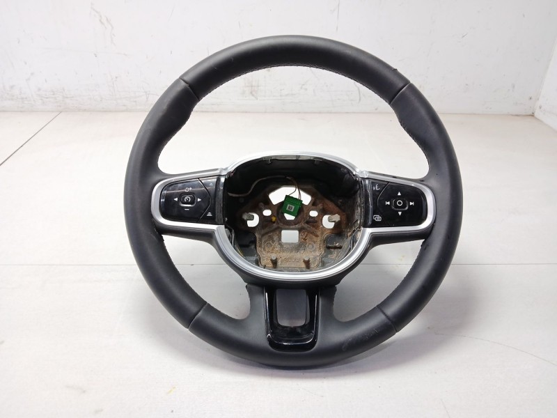 Recambio de volante para volvo xc60 ii (246) b4 mild-hybrid awd referencia OEM IAM 32241904  