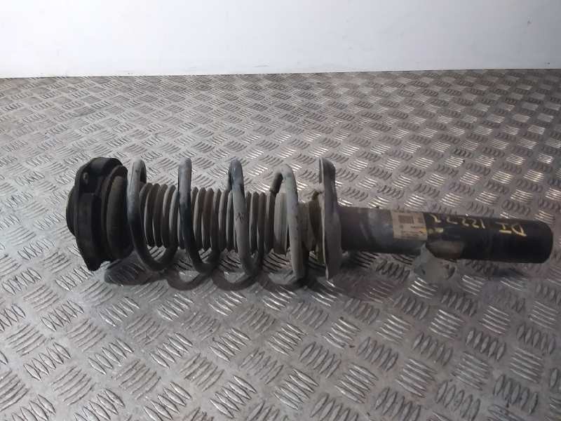 Recambio de amortiguador delantero izquierdo para volkswagen passat variant (365) advance bluemotion referencia OEM IAM 82490400