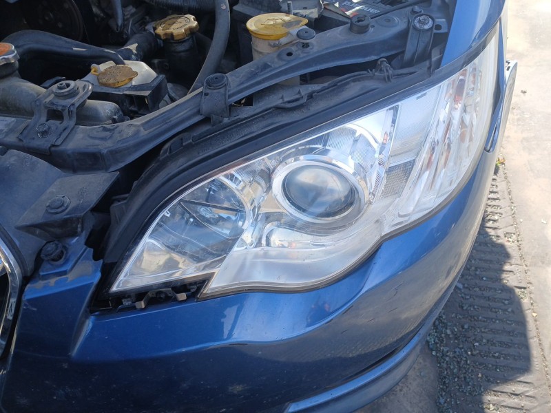 Recambio de faro izquierdo para subaru legacy v station wagon (br) 2.0 d awd referencia OEM IAM 10020953  