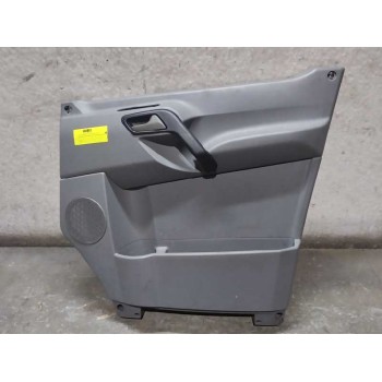 GUARNECIDO PUERTA DELANTERA DERECHA 