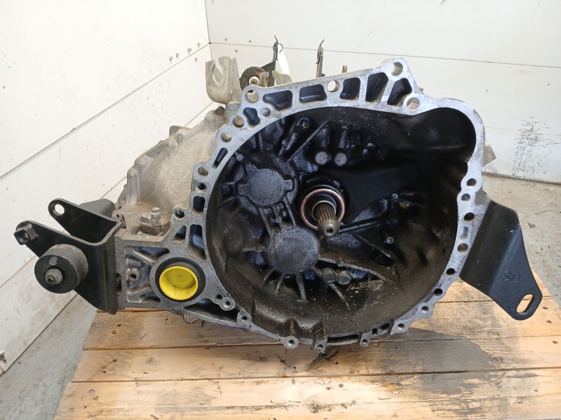Recambio de caja cambios para toyota avensis sedán (_t25_) 2.0 d-4d (adt250_) referencia OEM IAM   