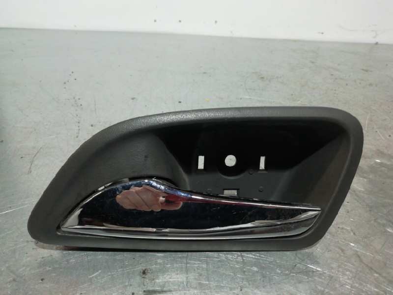 Recambio de maneta interior delantera izquierda para chevrolet cruze ls referencia OEM IAM 96845901 ALGO PELADA 