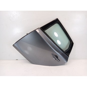 Recambio de puerta trasera izquierda para volvo v40 hatchback (525) d2 referencia OEM IAM 32321999  