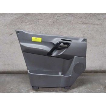 GUARNECIDO PUERTA DELANTERA IZQUIERDA 