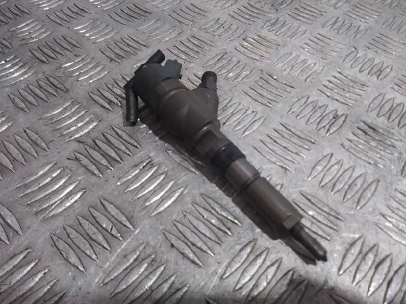 Recambio de inyector para peugeot 406 berlina (s1/s2) 2.0 hdi referencia OEM IAM 0445110008  