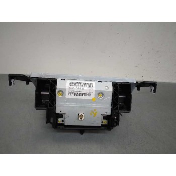 Recambio de sistema navegacion gps para peugeot 5008 gt referencia OEM IAM 9828418380 PANTALLA 