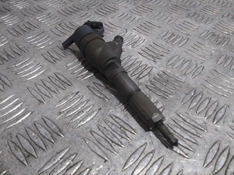 Recambio de inyector para peugeot 406 berlina (s1/s2) 2.0 hdi referencia OEM IAM 0445110008  