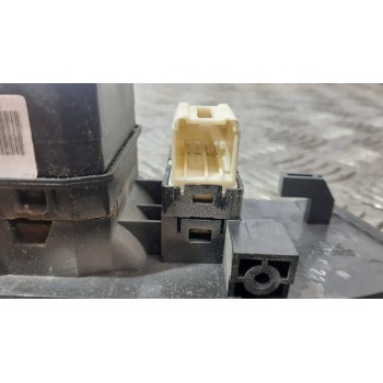 Recambio de mando elevalunas delantero izquierdo para chevrolet captiva 2.2 vcdi lt 2wd referencia OEM IAM   