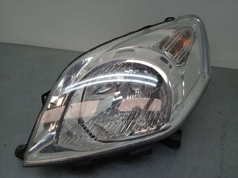 Recambio de faro izquierdo para fiat fiorino básico referencia OEM IAM 45570383 520601530 H4