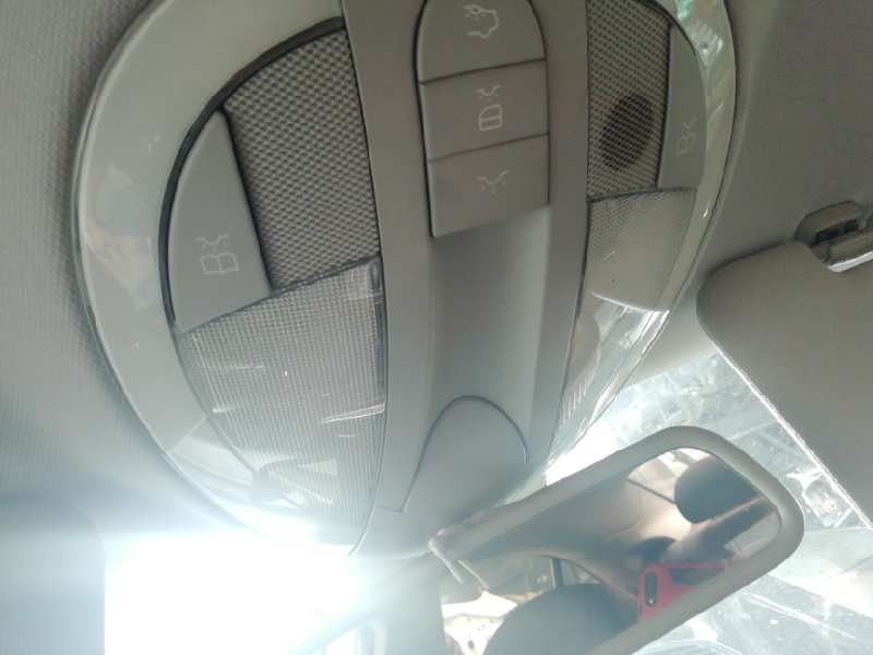 Recambio de luz interior para mercedes-benz clase cls (w219) 320 cdi (219.322) referencia OEM IAM  DELANTERA 