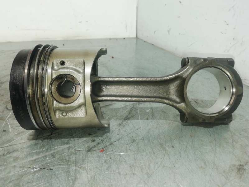 Recambio de piston para mitsubishi l 200 (k6/7) 2.5 td cat referencia OEM IAM   