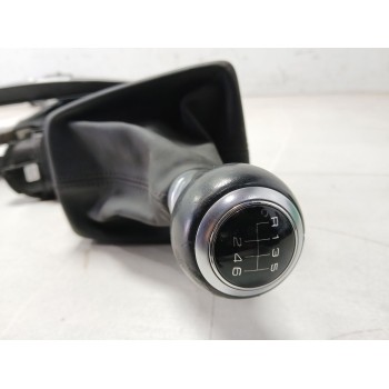 Recambio de palanca cambio para audi a4 b9 (8w2, 8wc) 2.0 tdi referencia OEM IAM 8WO711025B  