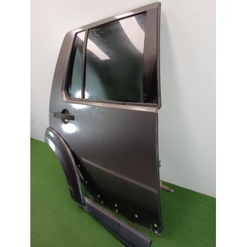 Recambio de puerta trasera derecha para land rover discovery 4.4 v8 cat referencia OEM IAM   