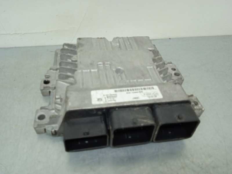 Recambio de centralita motor uce para ford focus lim. (cb8) ambiente referencia OEM IAM BV6112A650EDB S180133060B 