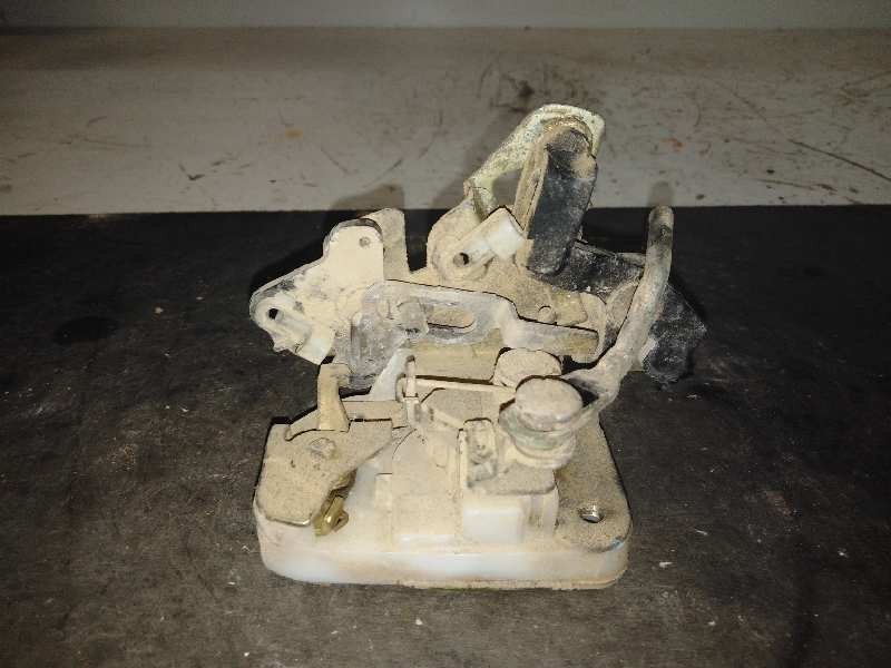 Recambio de cerradura puerta trasera izquierda para opel frontera a 2.8 turbodiesel referencia OEM IAM   