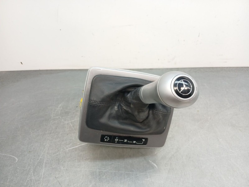 Recambio de palanca cambio para mercedes-benz clase c (w204) c 250 cdi (204.003) referencia OEM IAM a2042673724q04  