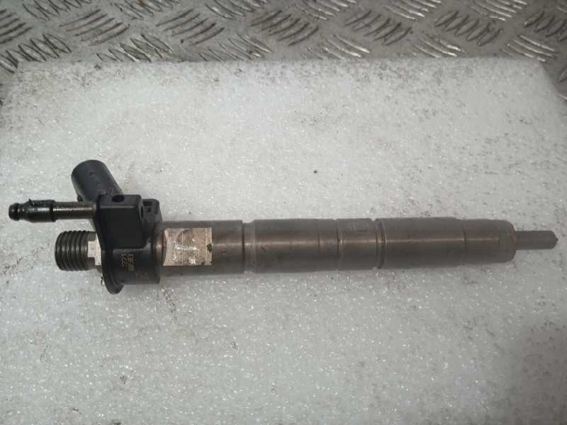 Recambio de inyector para bmw serie 5 touring (f11) 3.0 turbodiesel referencia OEM IAM 780542802 7805428 