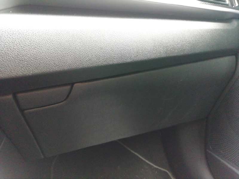 Recambio de guantera para kia niro drive referencia OEM IAM   