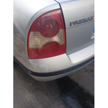 Recambio de piloto trasero izquierdo para volkswagen passat b5.5 (3b3) 1.6 referencia OEM IAM 3B5945095AE  