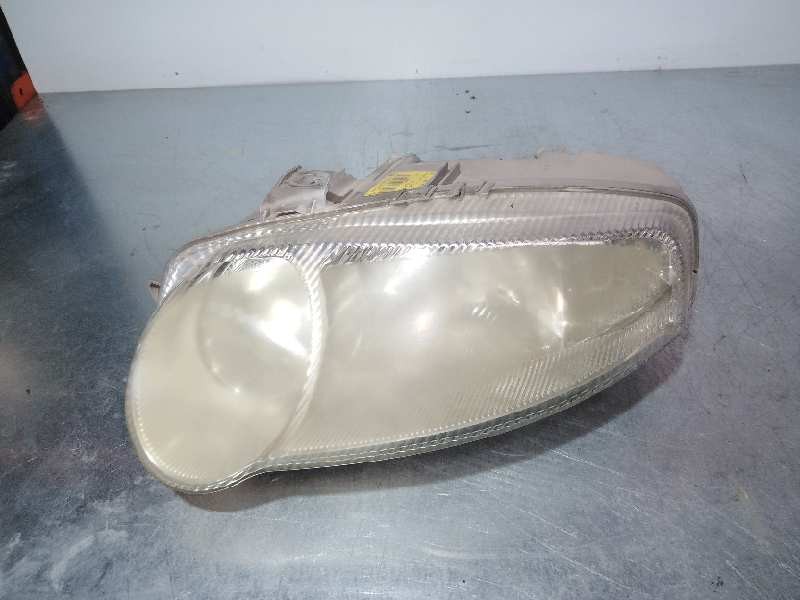 Recambio de faro izquierdo para alfa romeo 147 (190) 1.6 t.spark distinctive referencia OEM IAM 465565640 465565640 BIFARO